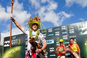 Andy Irons gewinnt den Billabong Pro Tahiti - Foto:  ASP/ Kirstin Scholtz